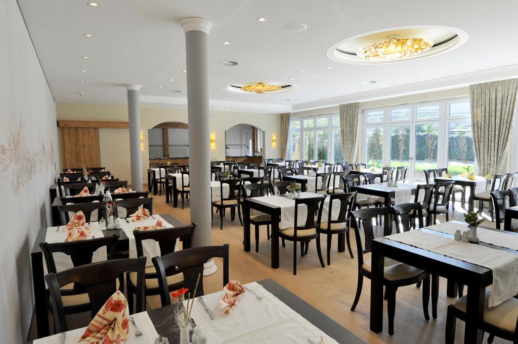 Heuboden Hotel Landhaus Blum Umkirch Extérieur photo