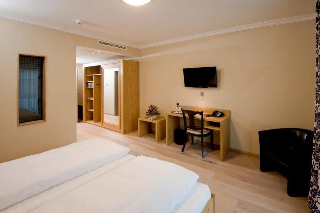 Heuboden Hotel Landhaus Blum Umkirch Extérieur photo